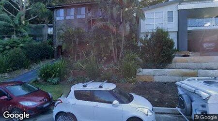 Google street view for 26 Alanson Avenue, Bulli 2516, NSW