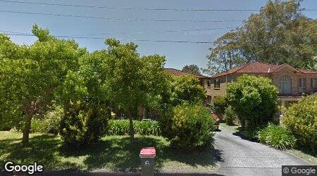 Google street view for 5/10 Albert Street, Ourimbah 2258, NSW