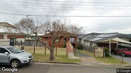 Google street view for 3/146 Albany Street, Point Frederick 2250, NSW