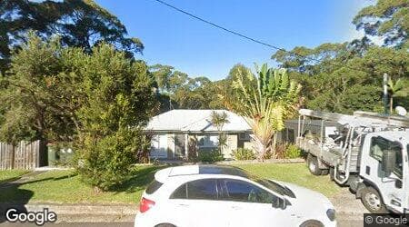 Google street view for 2/2 Alanson Avenue, Bulli 2516, NSW