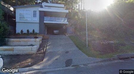 Google street view for 26 Alanson Avenue, Bulli 2516, NSW