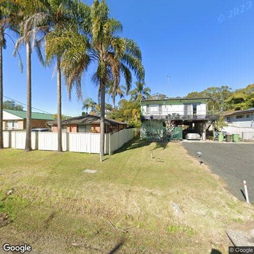 Google street view for 84 Albatross Road, Berkeley Vale 2261, NSW
